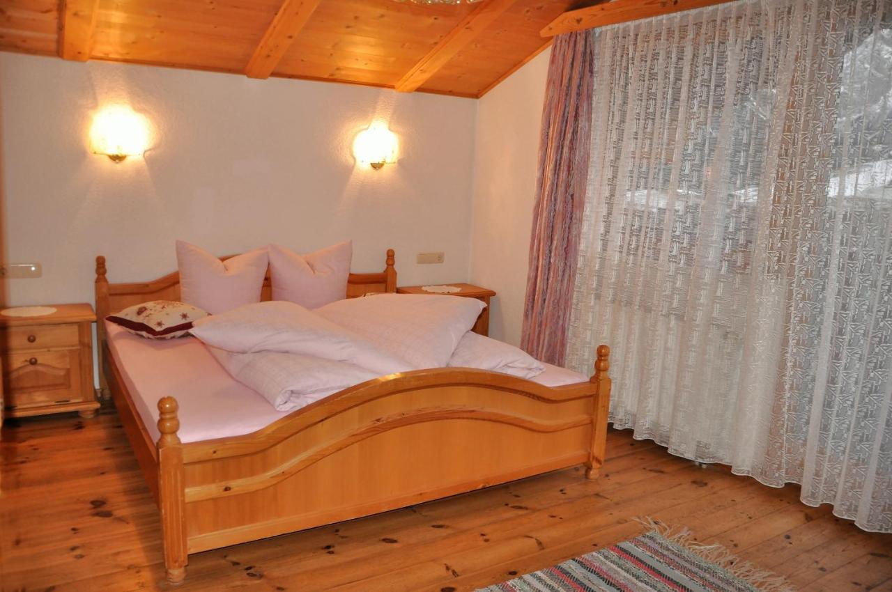 Haus Goldeck Apartment Lermoos Bagian luar foto