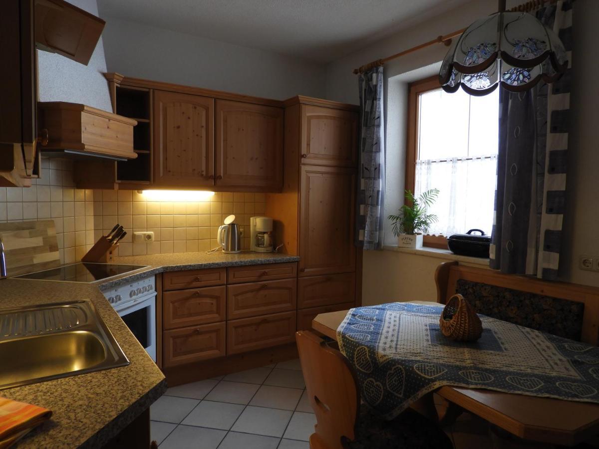 Haus Goldeck Apartment Lermoos Bagian luar foto